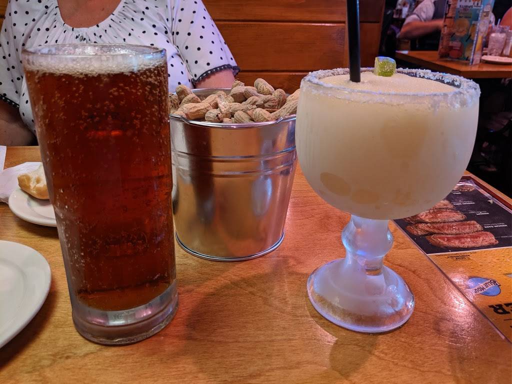 Texas Roadhouse | restaurant | 1904 W 5400 S, Taylorsville, UT 84129, USA | 8019557514 OR +1 801-955-7514