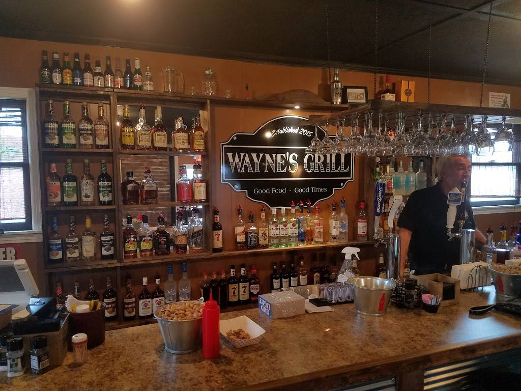 Waynes Grill | restaurant | 1033 E Main St, Livingston, TN 38570, USA | 9318234964 OR +1 931-823-4964