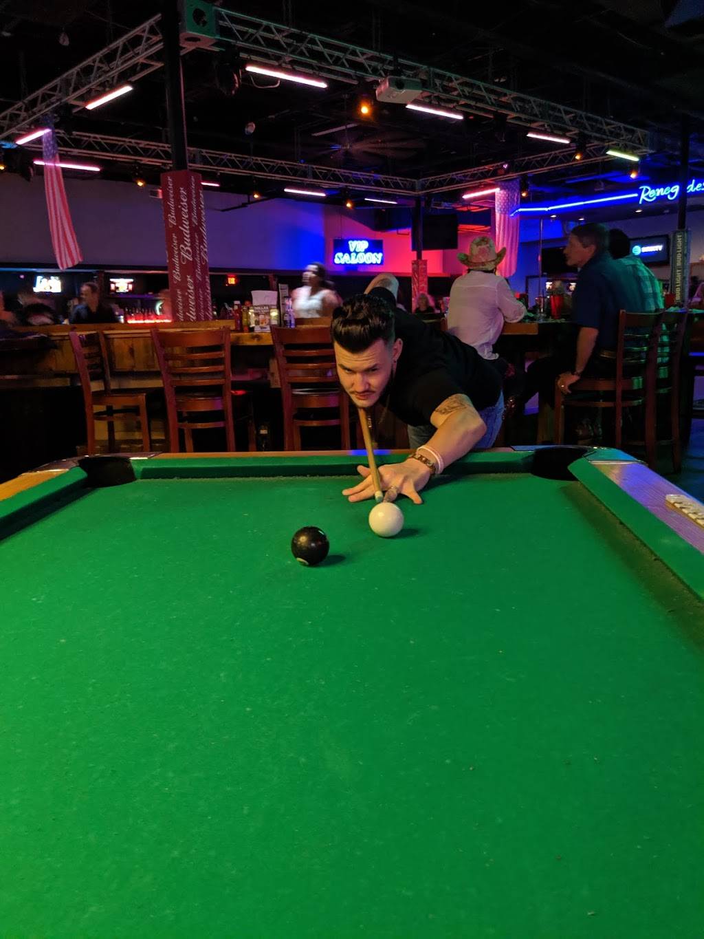 Renegades | night club | 600 Village Blvd, West Palm Beach, FL 33409, USA | 5616839555 OR +1 561-683-9555