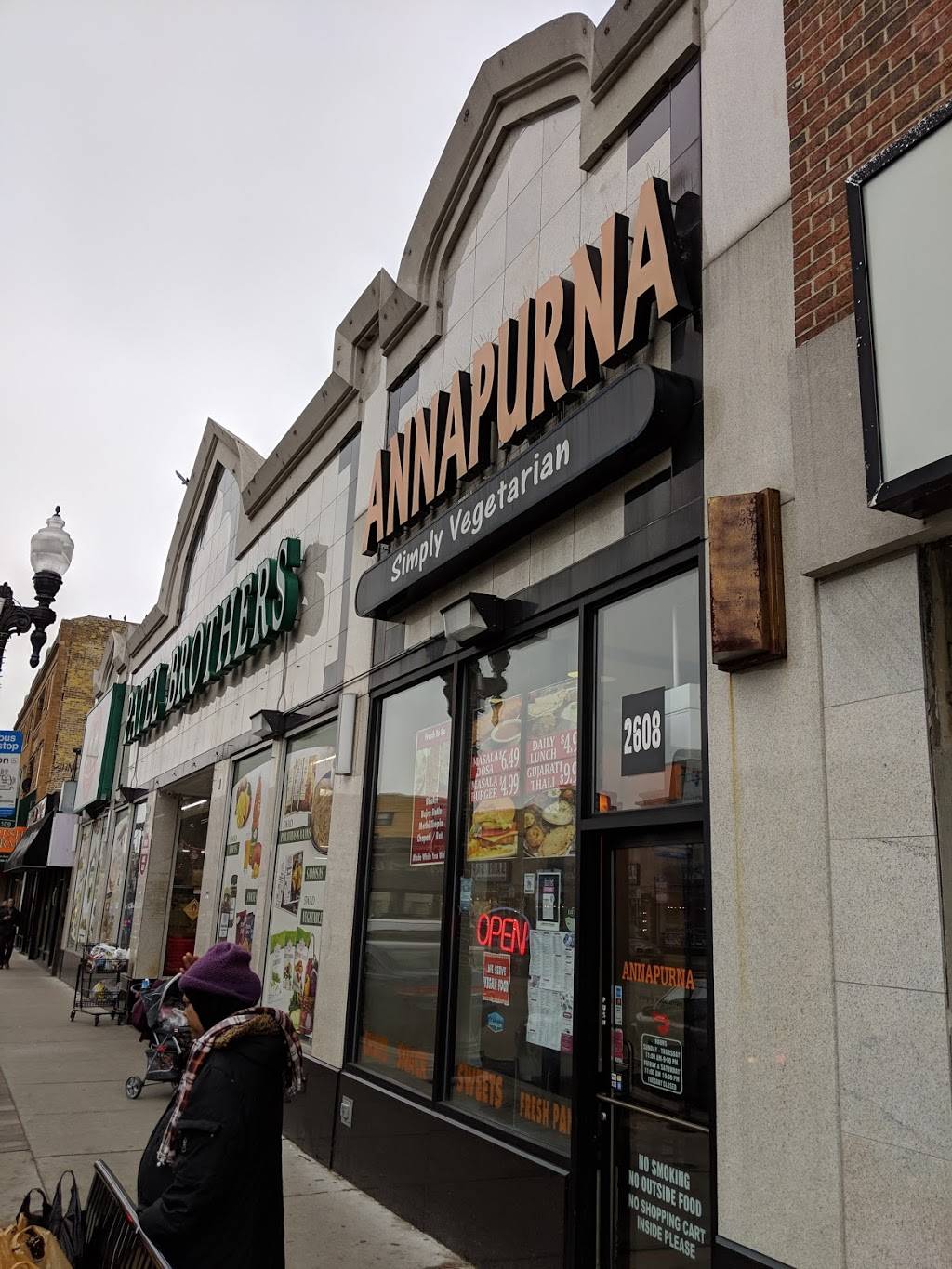 Annapurna Simply Vegetarian | restaurant | 2608 W Devon Ave, Chicago, IL 60659, USA | 7737641858 OR +1 773-764-1858
