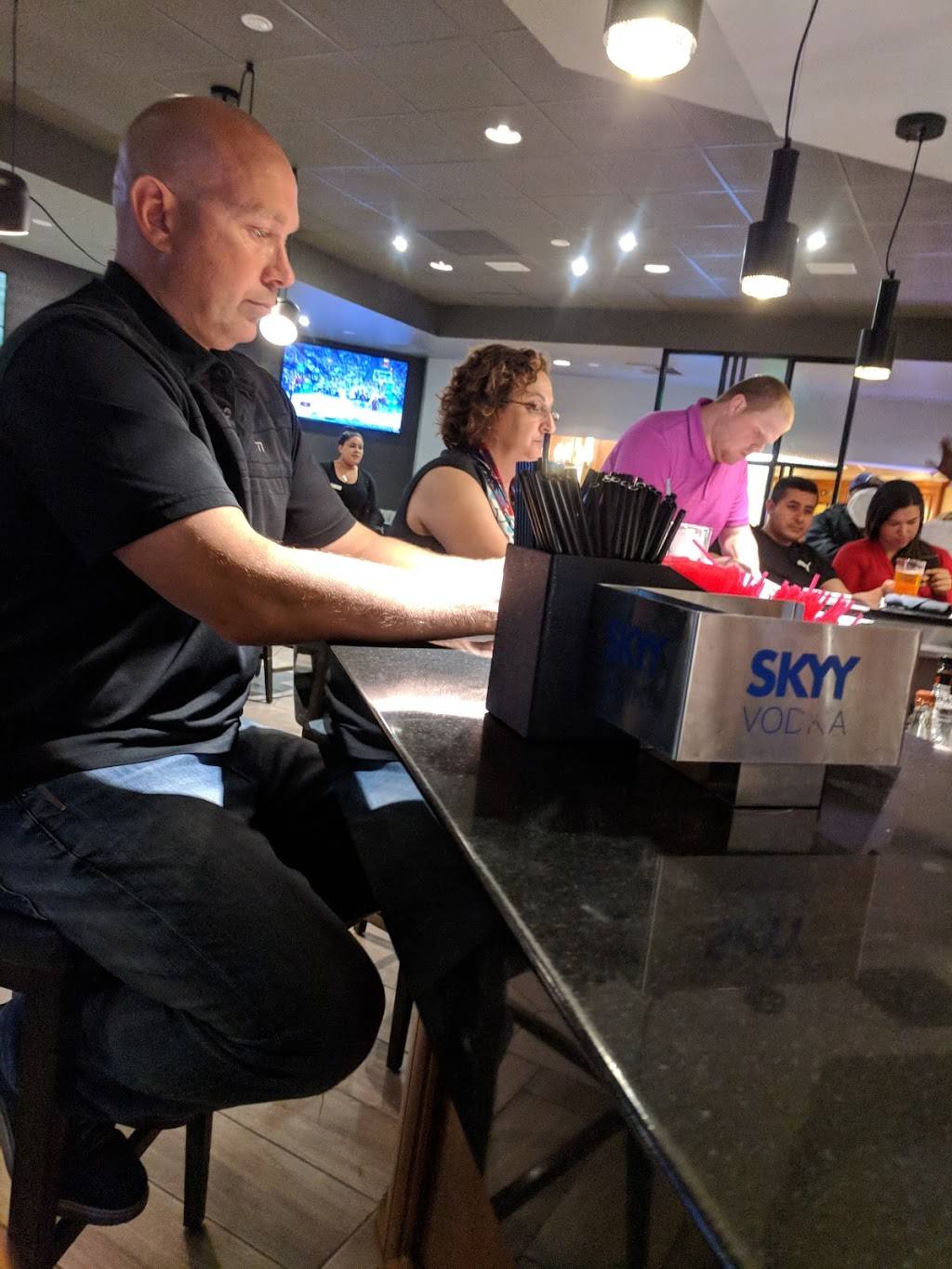 The Refinery | restaurant | 2 Civic Plaza Dr, Carson, CA 90745, USA | 3108309200 OR +1 310-830-9200