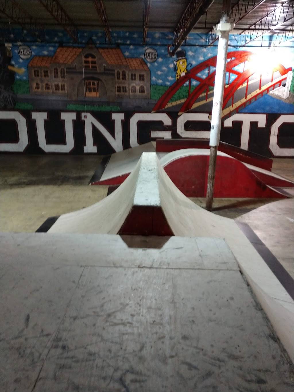Wedgewood Ramps Skate Park | meal takeaway | 1739 S Raccoon Rd, Austintown, OH 44515, USA | 3307747809 OR +1 330-774-7809