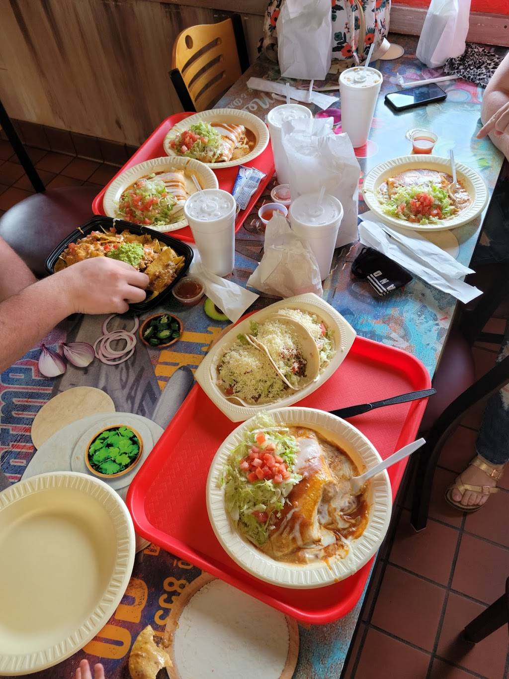 Mexican Villa Comida | restaurant | 434 Glenstone Ave, Springfield, MO 65802, USA | 4178316196 OR +1 417-831-6196