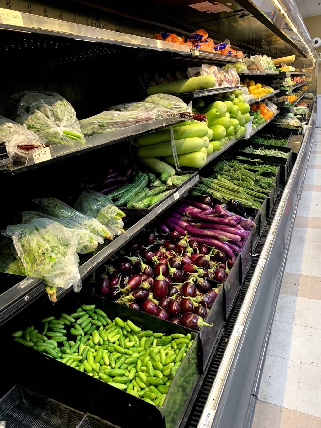 Indu Indian Grocery Store | restaurant | 4925 W Market St Suit 1103, Greensboro, NC 27407, USA | 3362352700 OR +1 336-235-2700