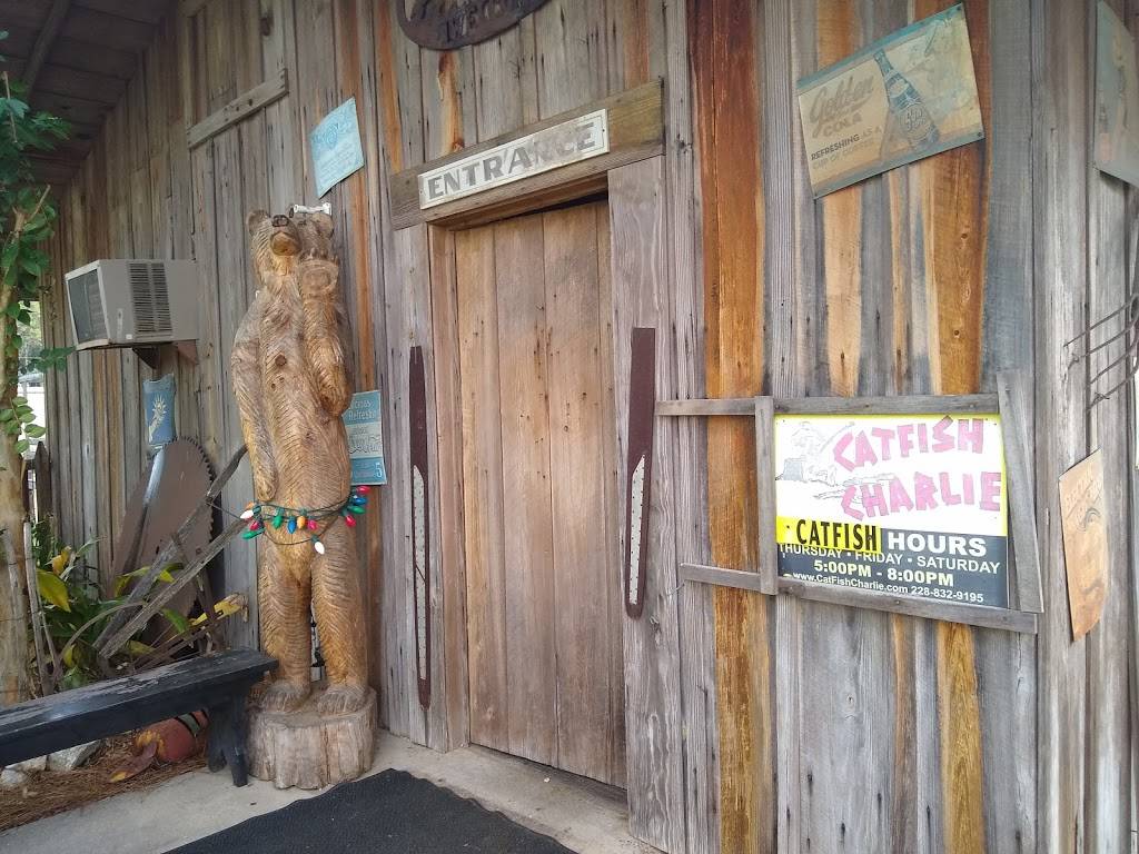 Catfish Charlie | restaurant | 11419 Canal Rd, Gulfport, MS 39503, USA | 2288329195 OR +1 228-832-9195