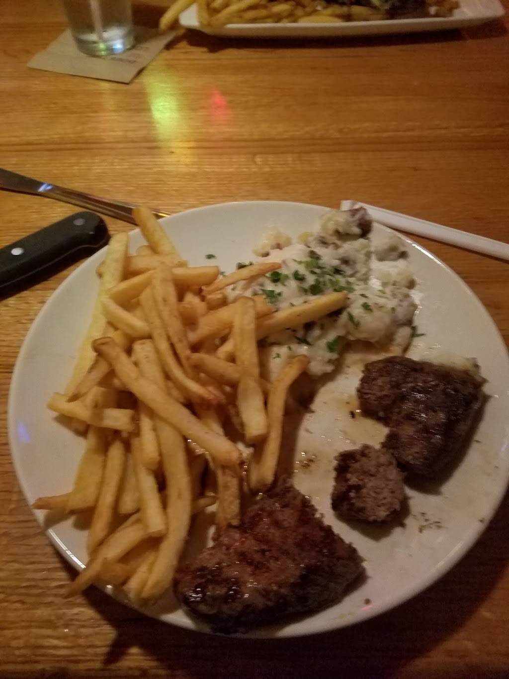 Applebees Grill + Bar | restaurant | 4721 U.S. 9, Howell, NJ 07731, USA | 7329619400 OR +1 732-961-9400