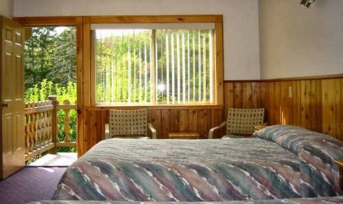 Slide Mountain Forest House | restaurant | 805 Oliverea Rd, Big Indian, NY 12410, USA | 8452545365 OR +1 845-254-5365