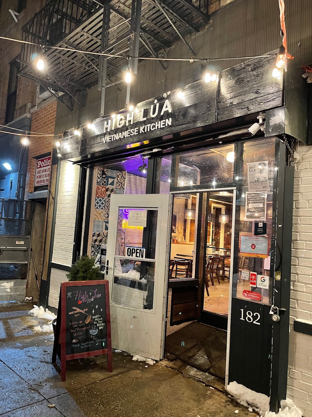 High Lúa | restaurant | 182 S 2nd St, Brooklyn, NY 11211, USA | 3478449666 OR +1 347-844-9666