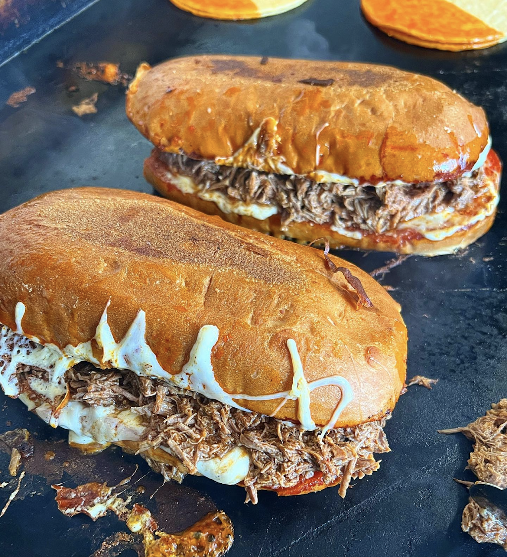 Yumas Red Tacos | restaurant | 2601 S 4th Ave, Yuma, AZ 85364, USA | 9289194175 OR +1 928-919-4175