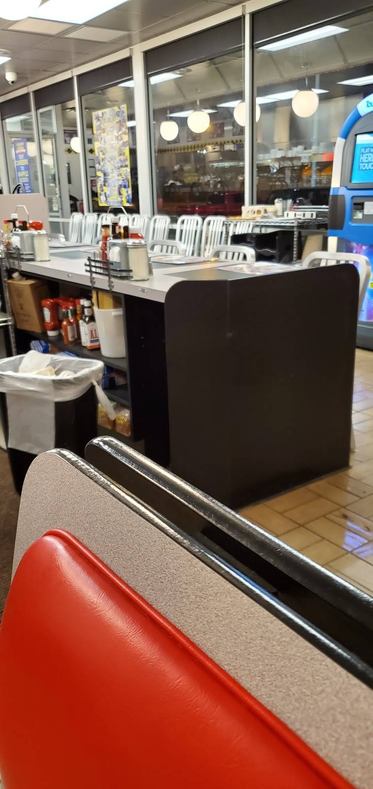 Waffle House | meal takeaway | 1080 OH-28, Milford, OH 45150, USA | 5134101838 OR +1 513-410-1838