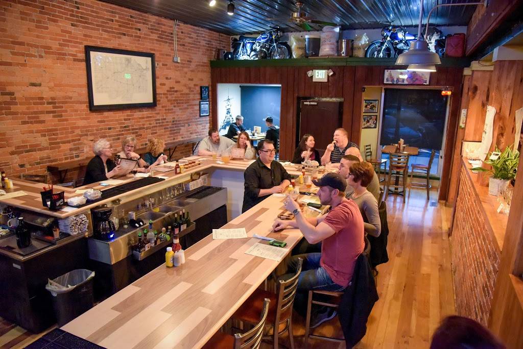 Two Bandits Brewing Co. | restaurant | 106 E High St, Hicksville, OH 43526, USA | 4195421087 OR +1 419-542-1087