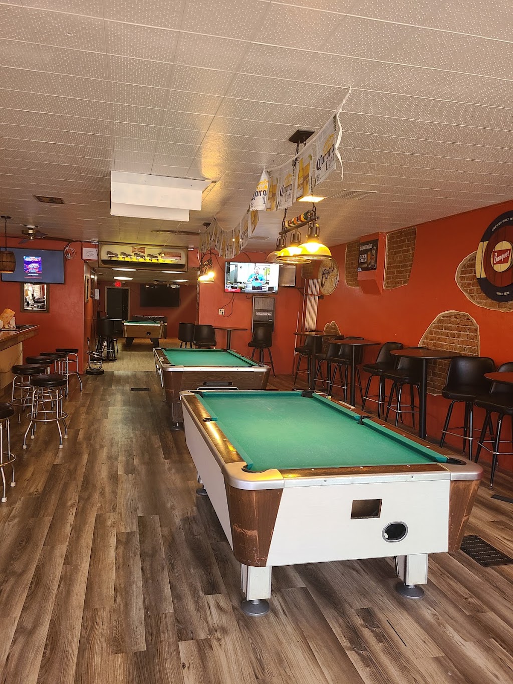 The Rifle Bar | restaurant | 127 E 3rd St, Rifle, CO 81650, USA | 9705100370 OR +1 970-510-0370