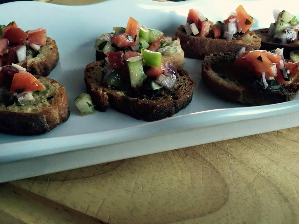 Got A Guy Eatery | restaurant | 4490 Middle Country Rd, Calverton, NY 11933, USA | 6314682489 OR +1 631-468-2489