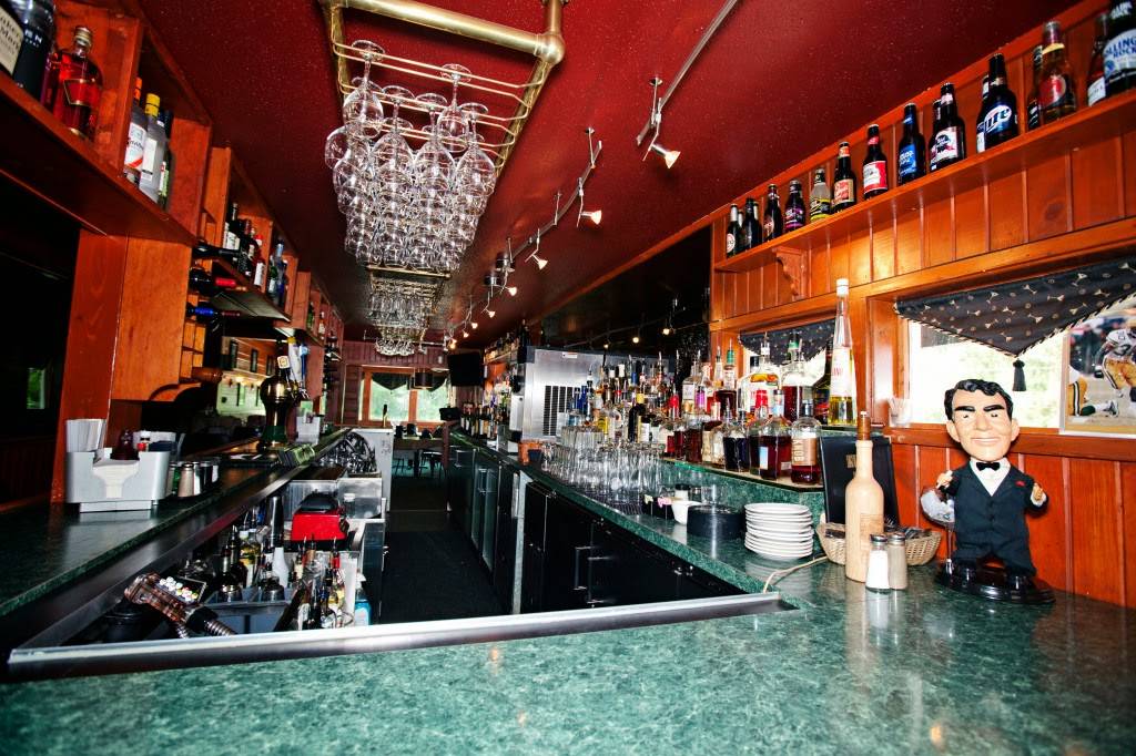 Kurts Steakhouse | restaurant | 22 West Main St, Delafield, WI 53018, USA | 2626463333 OR +1 262-646-3333