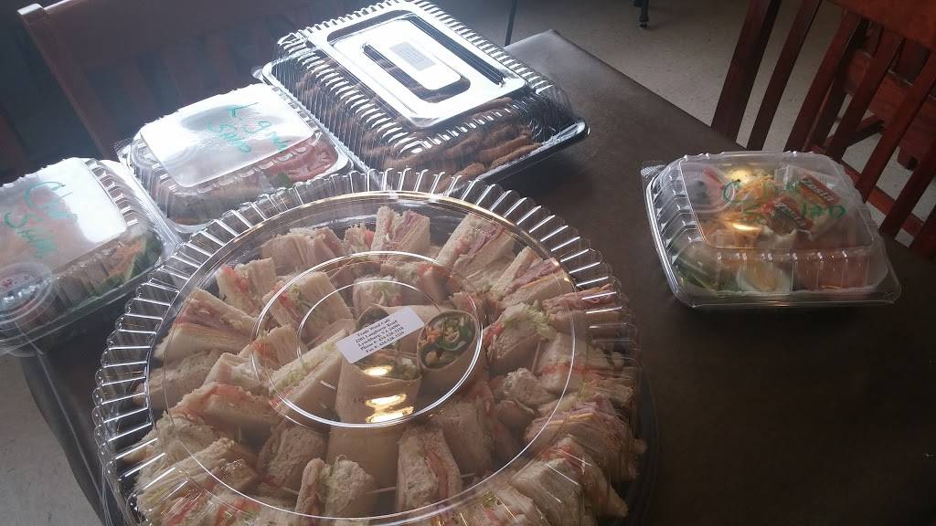 Trade Winds Cafe | restaurant | 2201 Langhorne Rd, Lynchburg, VA 24501, USA | 4345283218 OR +1 434-528-3218