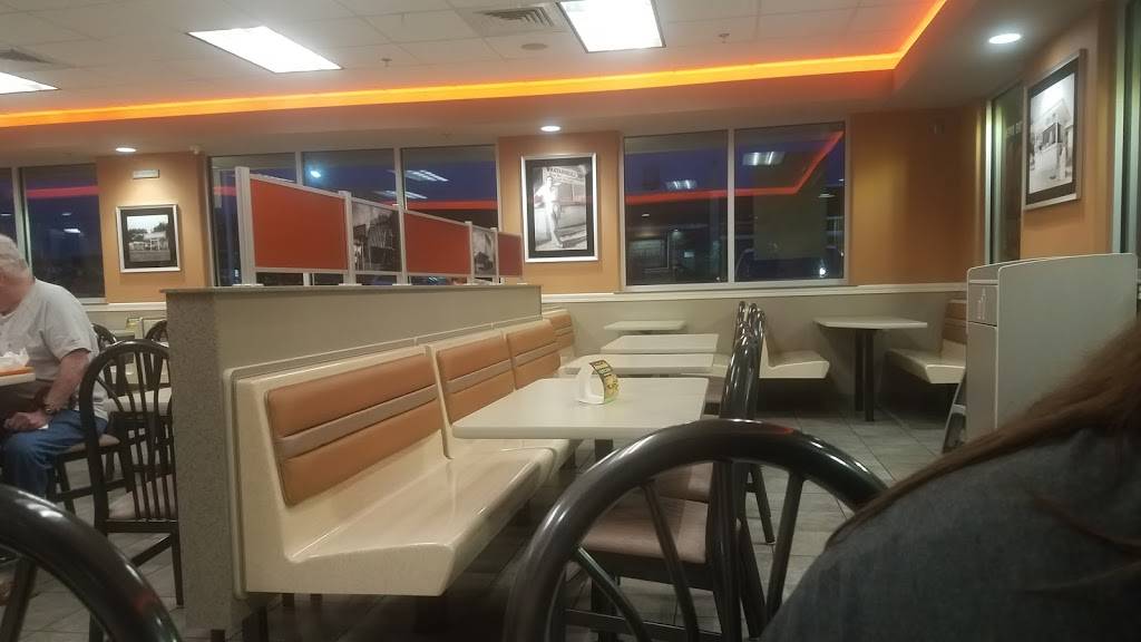 Whataburger | restaurant | 1920 US-90, Liberty, TX 77575, USA | 9363913184 OR +1 936-391-3184