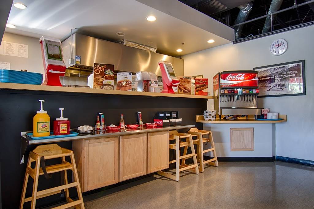 Sammies | restaurant | 728 N Fairfield Rd, Round Lake, IL 60073, USA | 8475463900 OR +1 847-546-3900