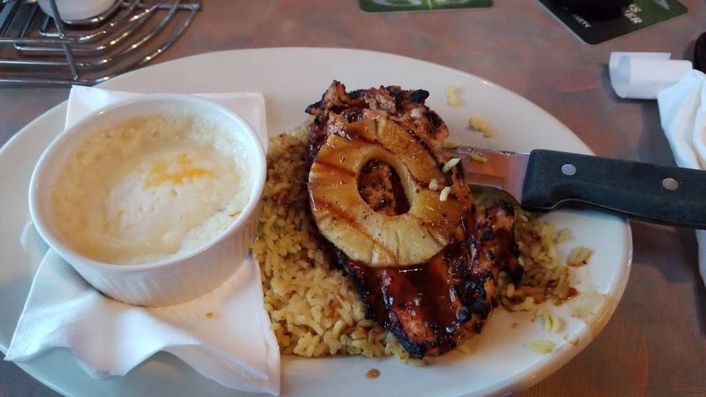 Peppers Grill & Sports Pub | restaurant | 620 E 18th St, Cedar Falls, IA 50613, USA | 3192669394 OR +1 319-266-9394