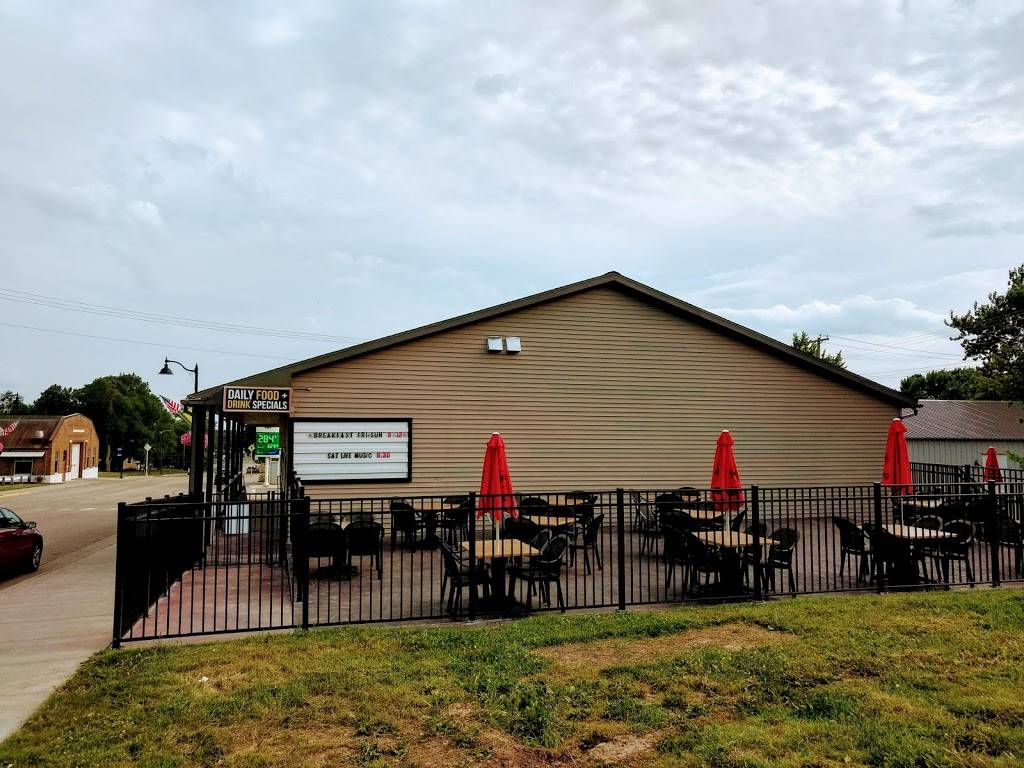 Schuggys American Grill & Taphouse | restaurant | 1055 Davis St, Hammond, WI 54015, USA | 7157962319 OR +1 715-796-2319