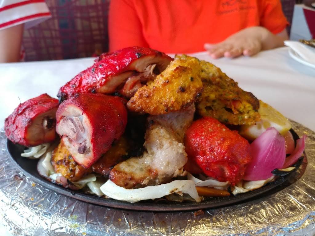 Gurus Fine Indian Cuisine | restaurant | 5955 Latimer Dr, Mississauga, ON L5V 2W1, Canada | 9055677979 OR +1 905-567-7979