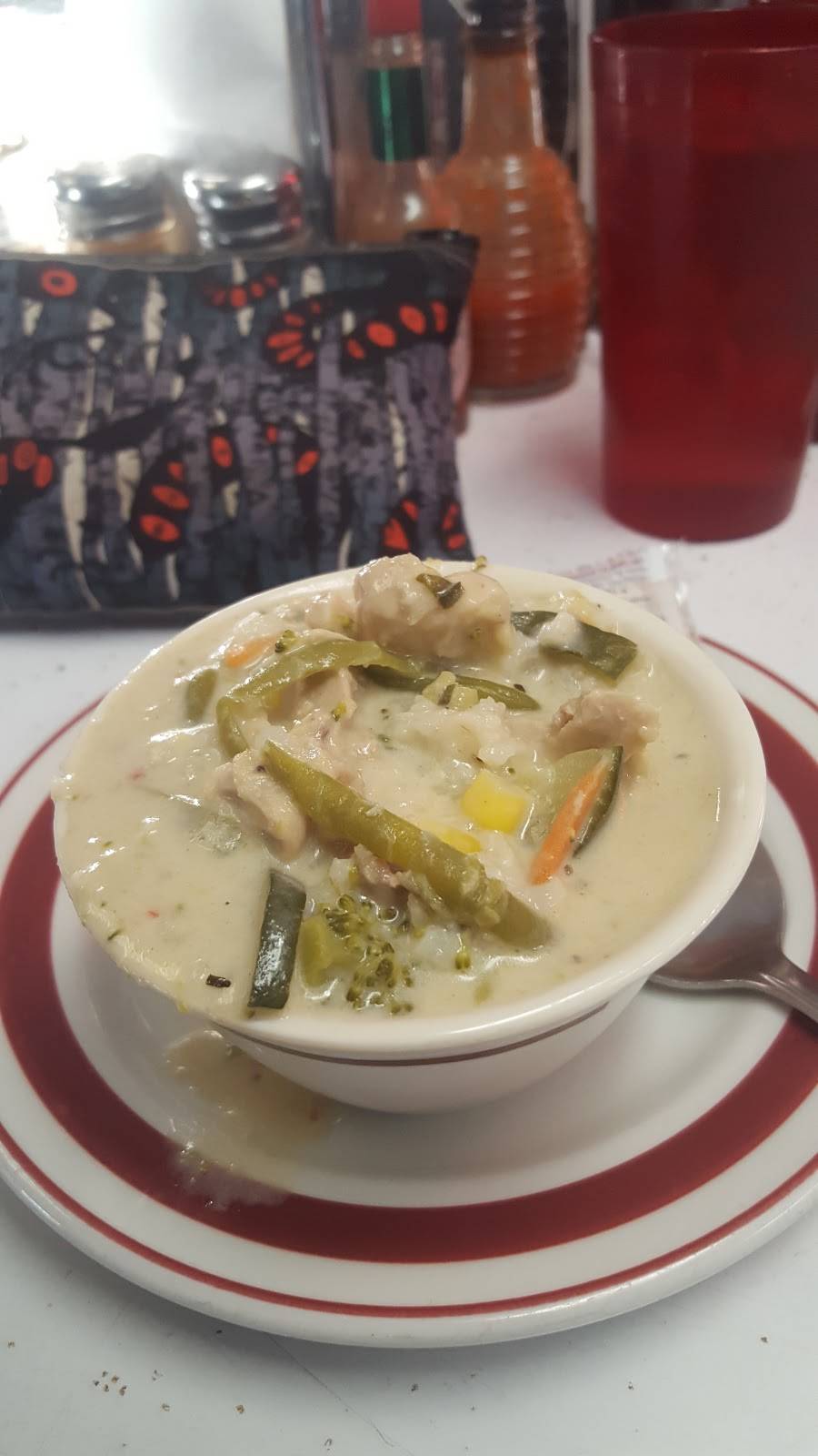 Fair Oaks Diner | restaurant | 44 S Fair Oaks Ave, Madison, WI 53704, USA | 6082165160 OR +1 608-216-5160