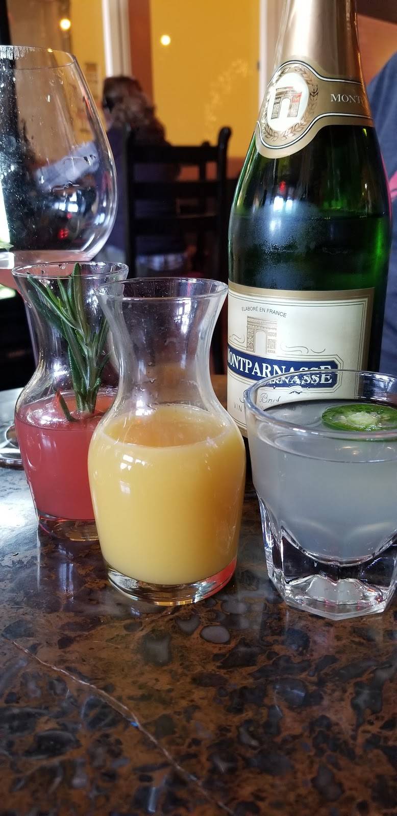 Urban Decanter | restaurant | 2030 Main St, Forest Grove, OR 97116, USA | 5033597678 OR +1 503-359-7678