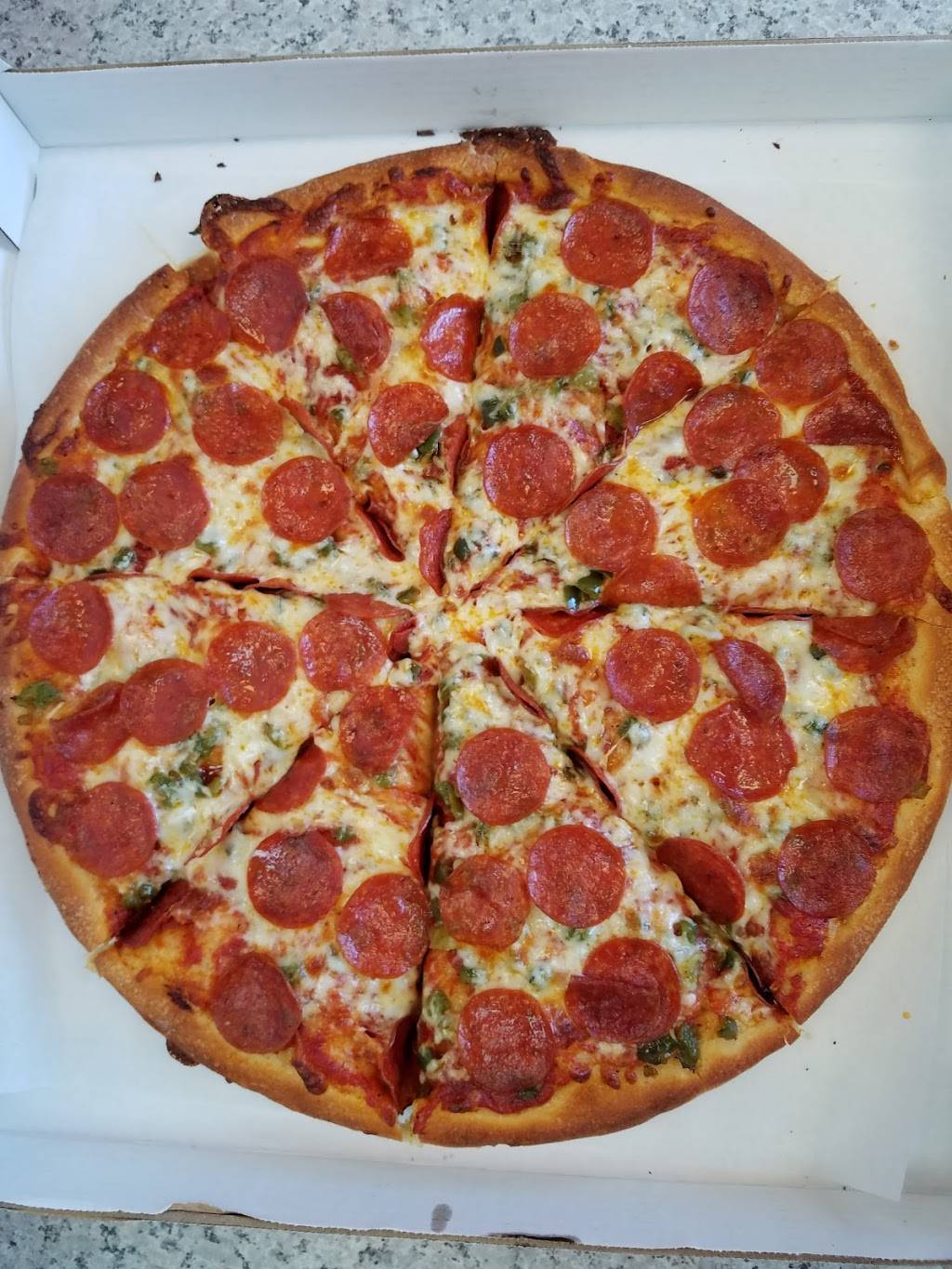 Wedgewood Fernandos Pizza | restaurant | 8250 High St NE, Warren, OH 44484, USA | 3306096699 OR +1 330-609-6699