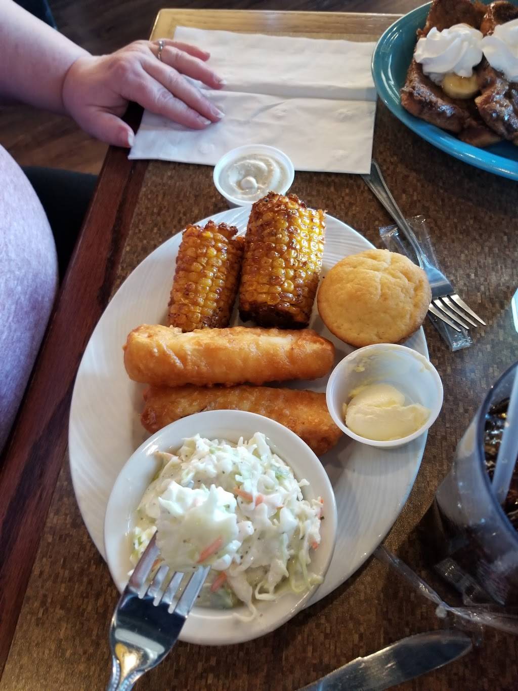 Gulf Shores Restaurant & Grill | restaurant | 215 Harvard Dr, Edwardsville, IL 62025, USA | 6186509109 OR +1 618-650-9109