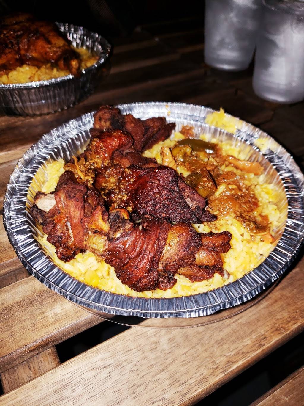 Santiago’s Beer Garden | restaurant | 2337 1st Avenue, New York, NY 10035, USA | 2129206165 OR +1 212-920-6165