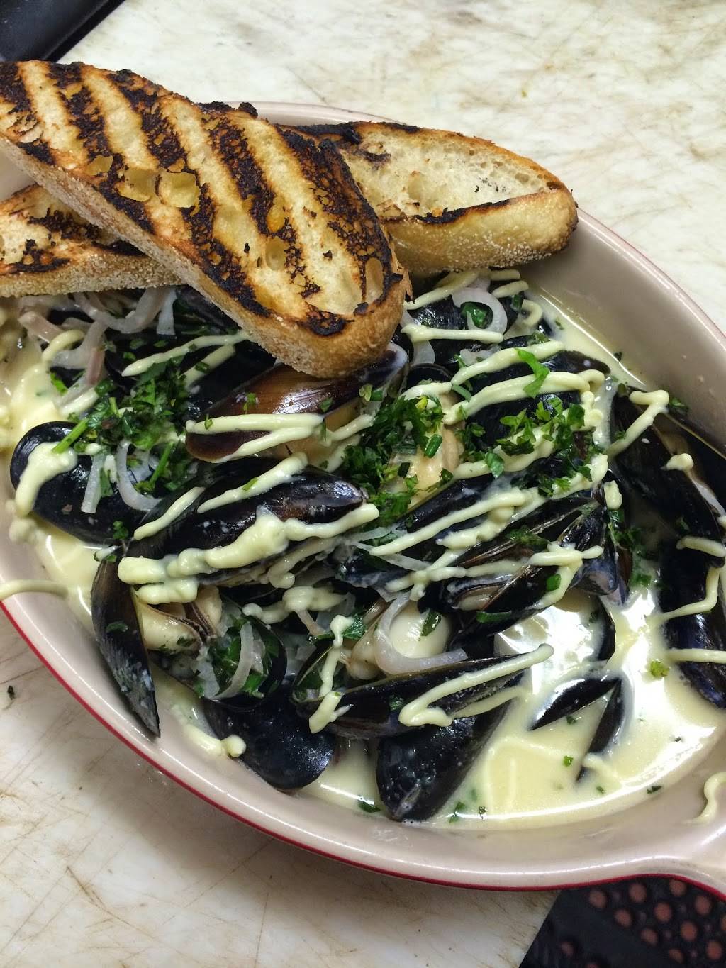 Stone Creek Bistro | restaurant | 26824 CA-189, Twin Peaks, CA 92391, USA | 9093373663 OR +1 909-337-3663