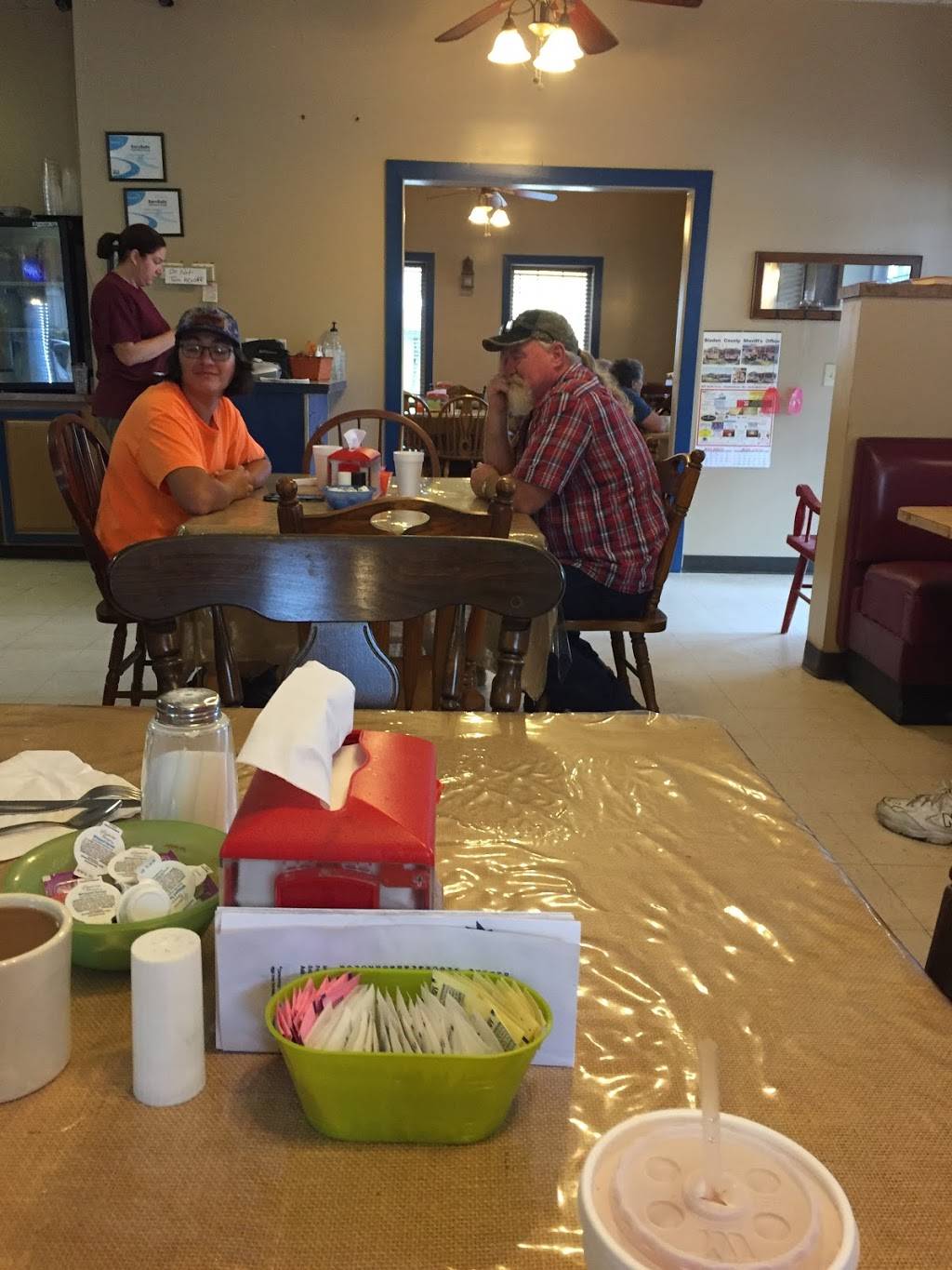 Dowless & Company Restaurant & Catering | restaurant | 7459 Albert St, Dublin, NC 28332, USA | 9108628404 OR +1 910-862-8404