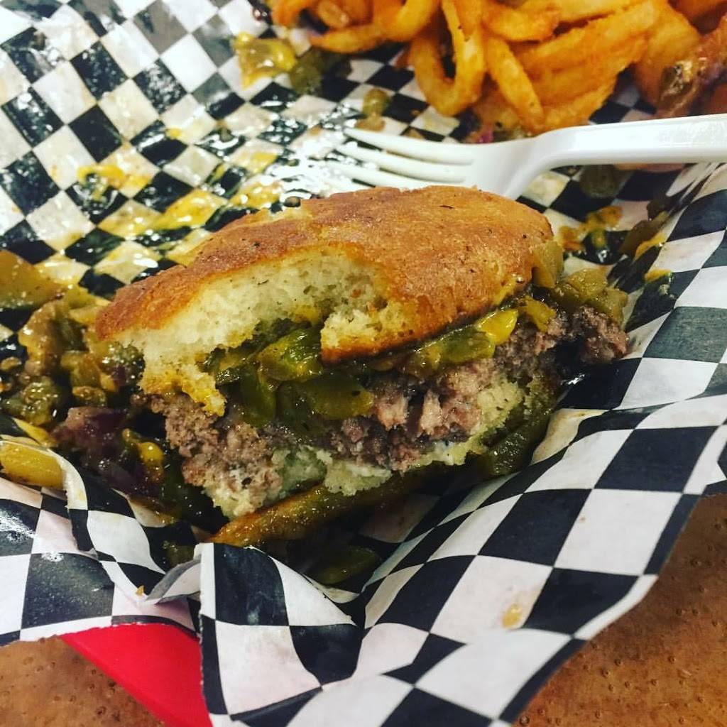 Kickin Wings | meal delivery | 4990 Kipling St #15, Wheat Ridge, CO 80033, USA | 3034256825 OR +1 303-425-6825