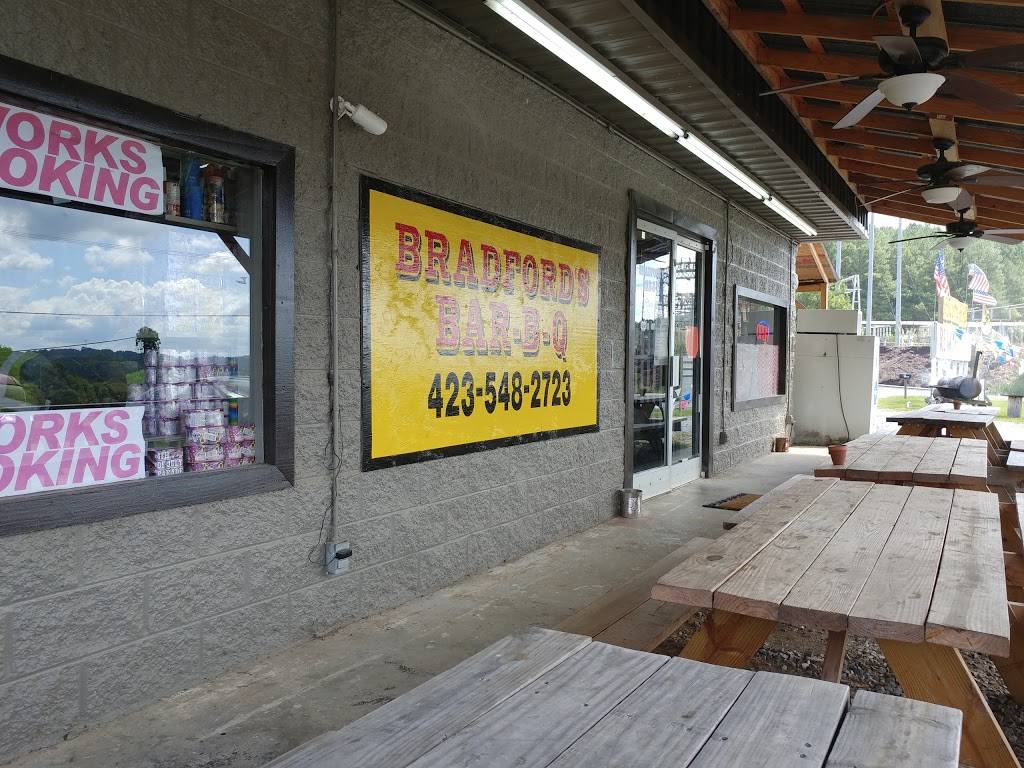 Bradfords BBQ | restaurant | 1999 Grassy Creek Rd, Copperhill, TN 37317, USA | 4235482723 OR +1 423-548-2723