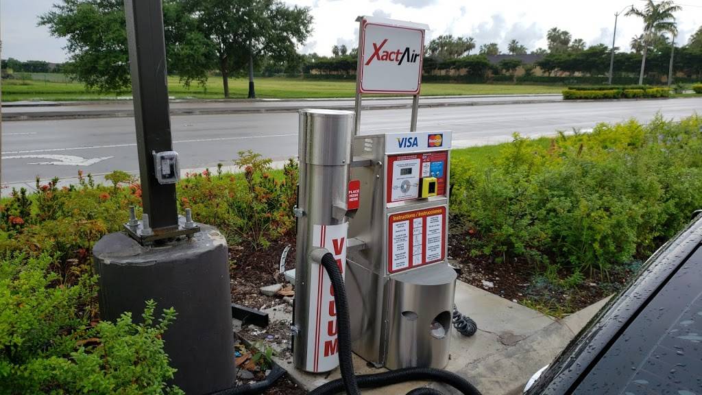 RaceTrac | bakery | 3310 NE 8th St, Homestead, FL 33033, USA | 3052481370 OR +1 305-248-1370