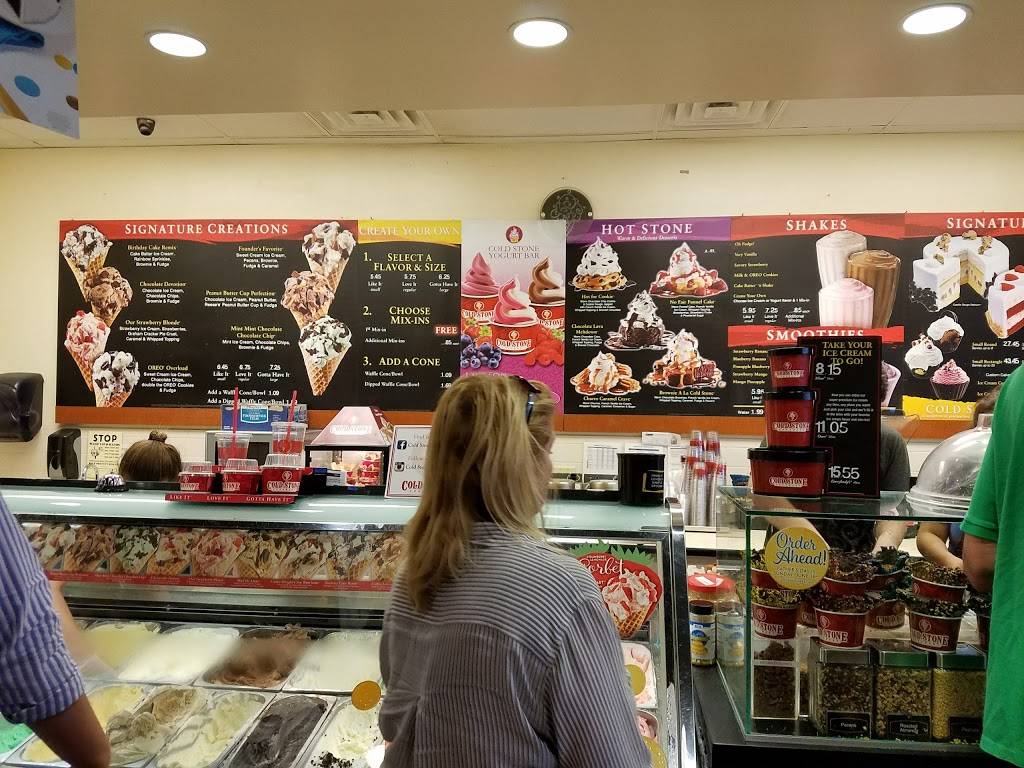 Cold Stone Creamery | bakery | 15 Lee Airpark Dr, Edgewater, MD 21037, USA | 4109561100 OR +1 410-956-1100