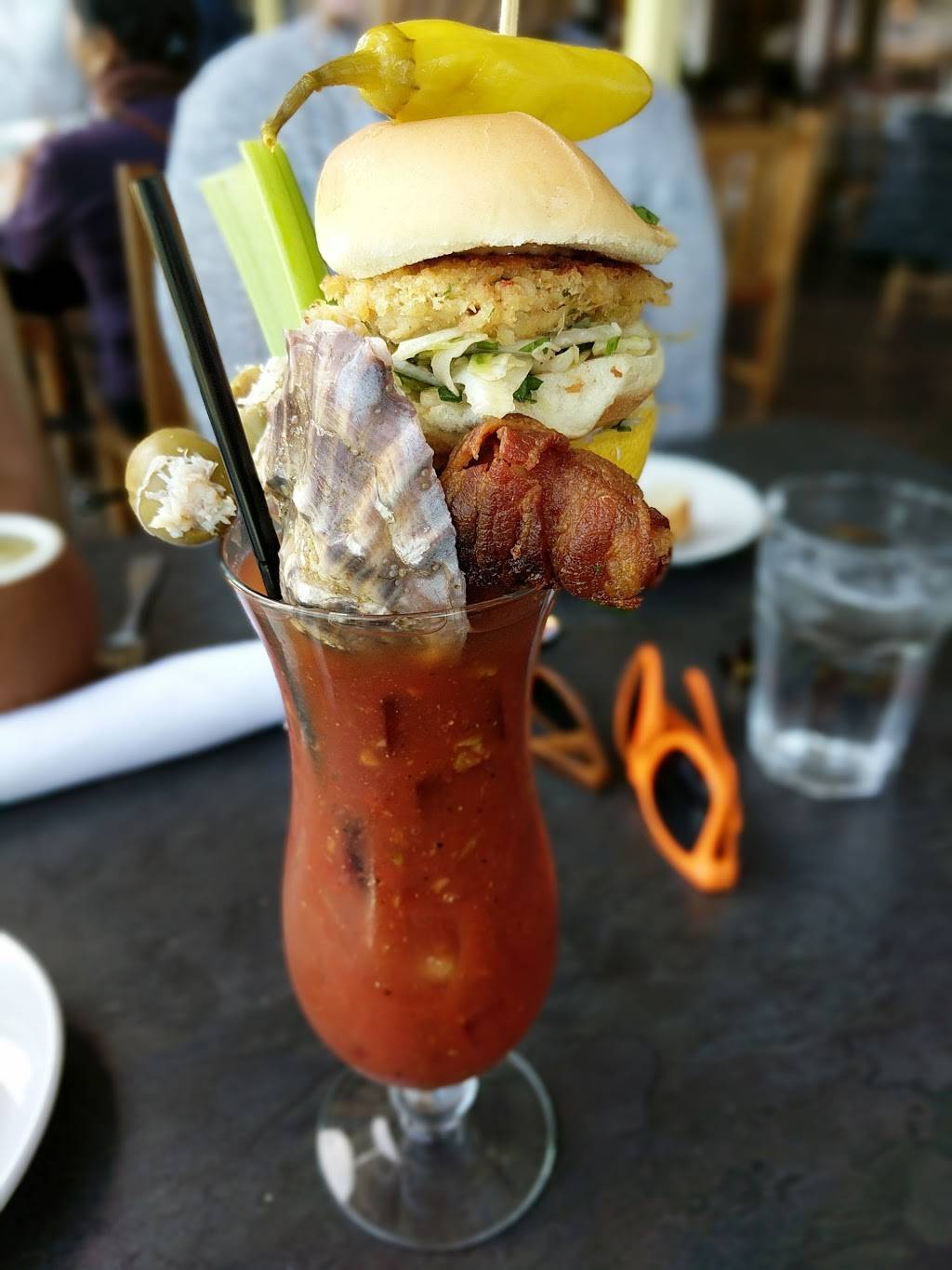 The Fish Hopper | restaurant | 700 Cannery Row, Monterey, CA 93940, USA | 8313728543 OR +1 831-372-8543