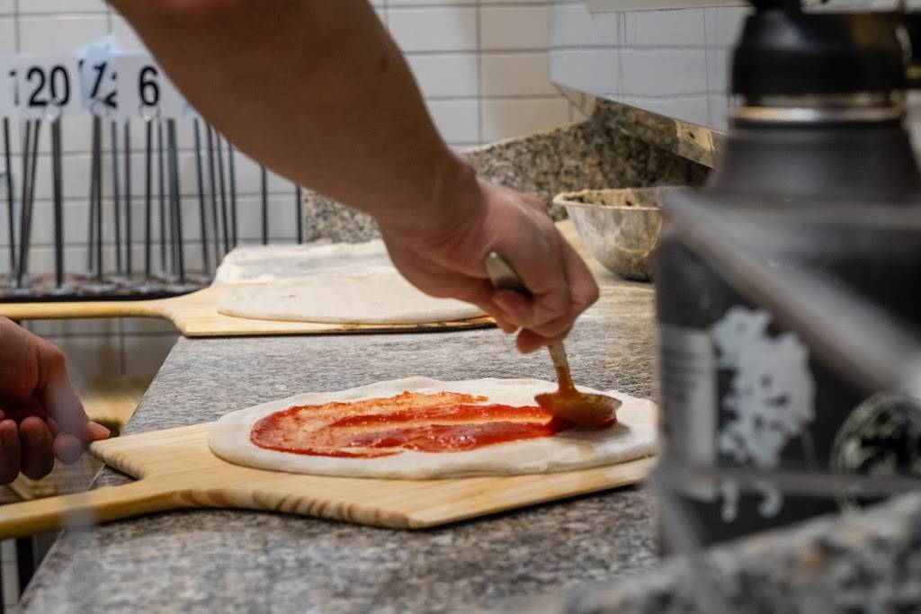 Tino’s Pizzeria | restaurant | 3420 Connecticut Ave NW, Washington, DC 20008, USA | 2025255311 OR +1 202-525-5311