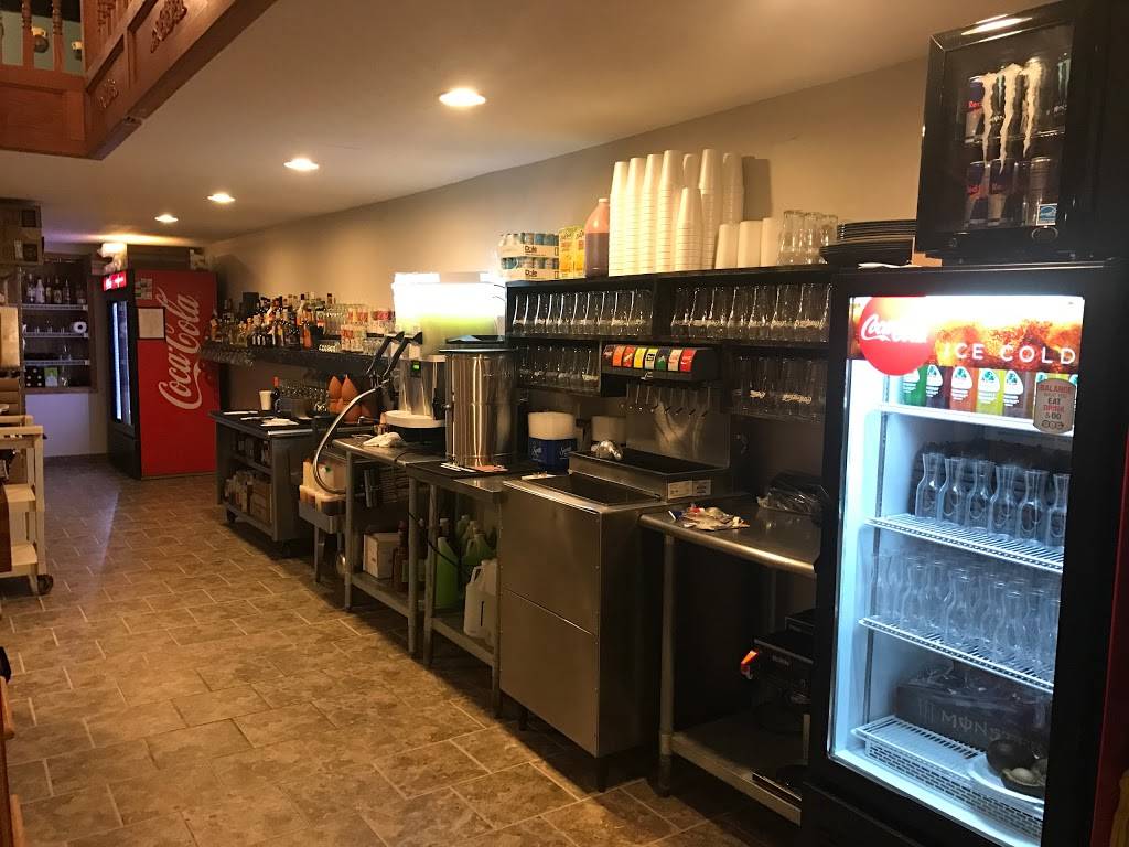 Fiesta Mexican Restaurant | restaurant | 815 Main St, Adel, IA 50003, USA | 5159934404 OR +1 515-993-4404