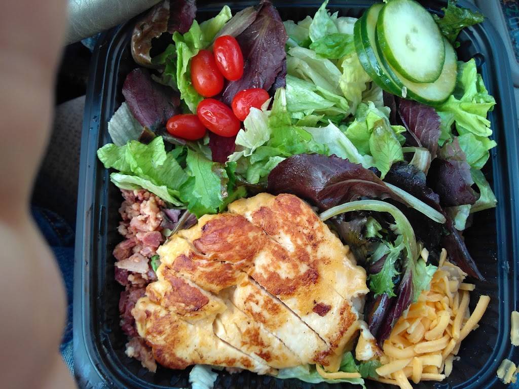 Jack in the Box | restaurant | 8320 Rosedale Hwy, Bakersfield, CA 93312, USA | 6615877616 OR +1 661-587-7616