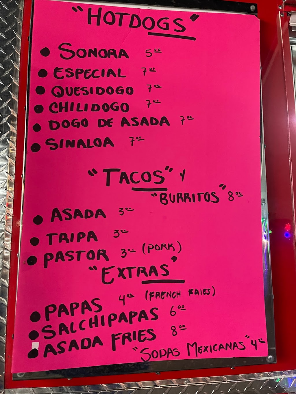 dannas hotdogs 2 | meal takeaway | 5438 N 59th Ave, Glendale, AZ 85301, USA | 6235217814 OR +1 623-521-7814