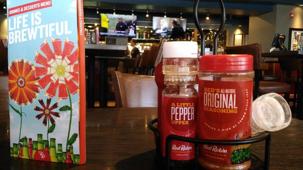 Red Robin Gourmet Burgers and Brews | restaurant | 1491 S Havana St, Aurora, CO 80012, USA | 3036717055 OR +1 303-671-7055
