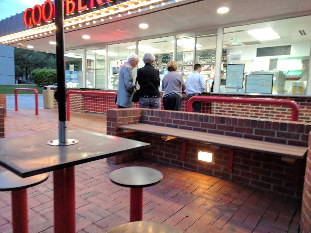 Goodberrys Frozen Custard | restaurant | 2421 Spring Forest Rd, Raleigh, NC 27615, USA | 9198788159 OR +1 919-878-8159