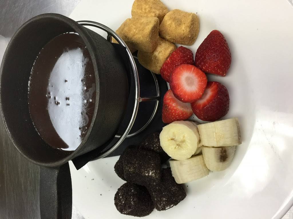 Local Goat- New American Restaurant | restaurant | 2167 Parkway, Pigeon Forge, TN 37863, USA | 8653663035 OR +1 865-366-3035