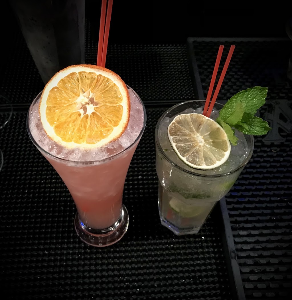 Sazón Cubano 2.0 | restaurant | 2252 N Western Ave, Chicago, IL 60647, USA | 7732524747 OR +1 773-252-4747