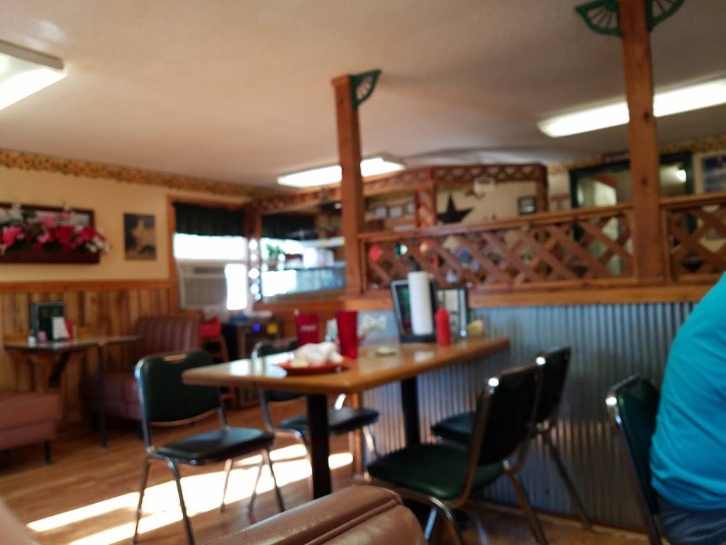 Moes Grill | restaurant | 710 S Main St, El Dorado, KS 67042, USA | 3163228464 OR +1 316-322-8464