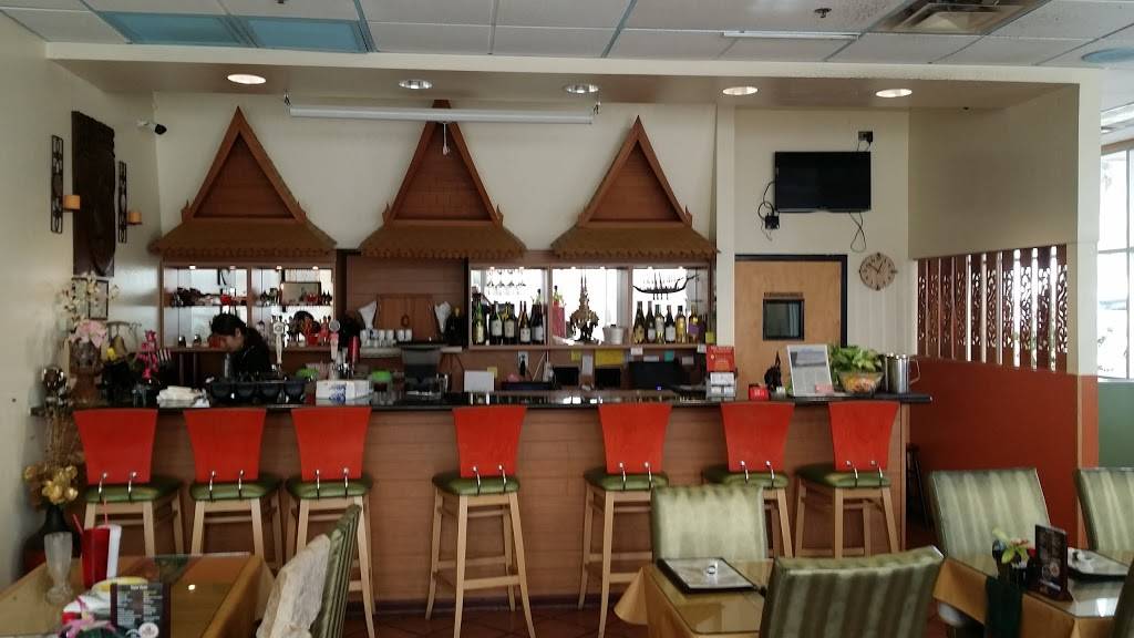 Tom Yum Thai Restaurant | restaurant | 13736 W Bell Rd, Surprise, AZ 85374, USA | 6235840449 OR +1 623-584-0449