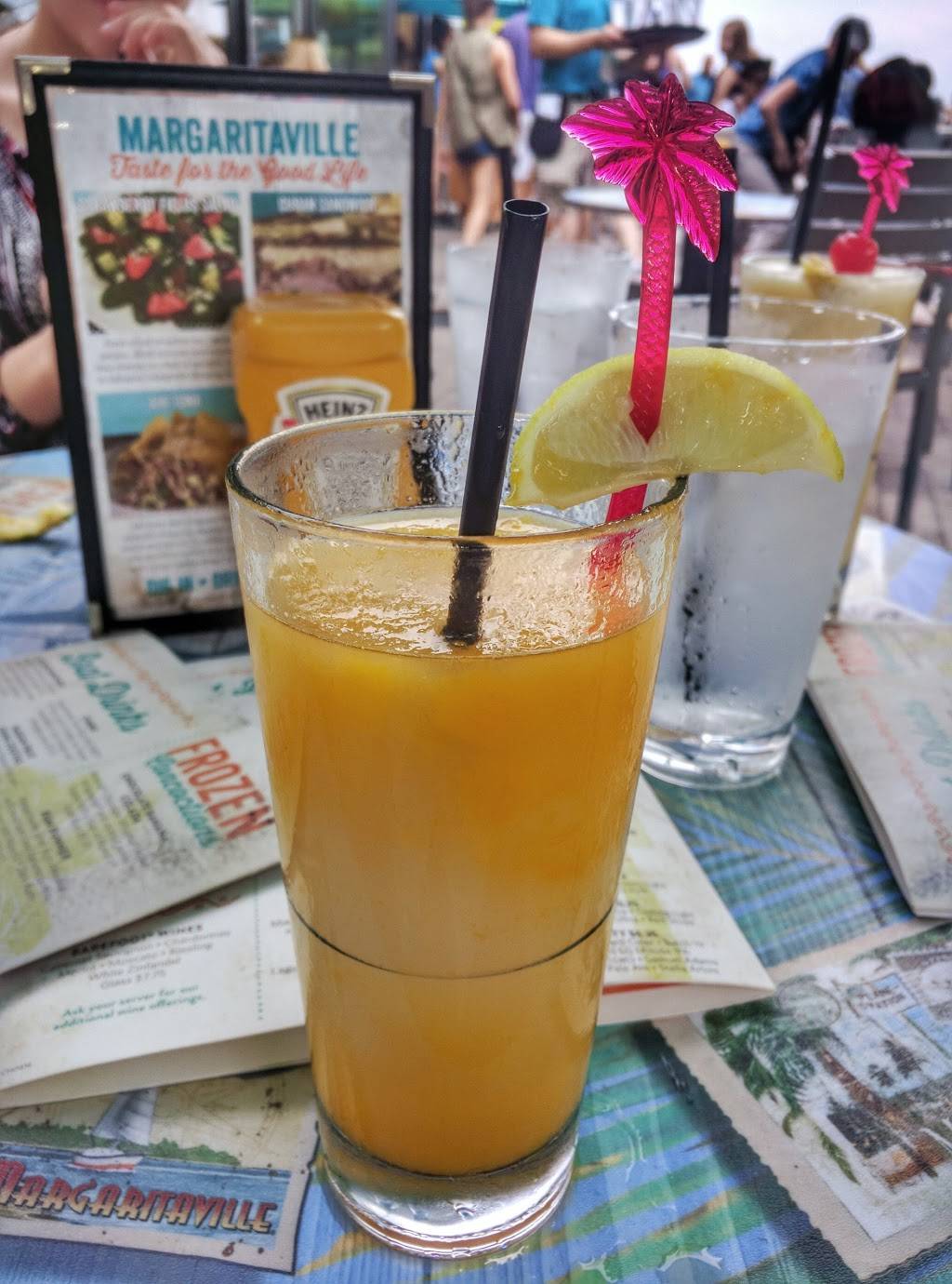 Margaritaville Restaurant Chicago | restaurant | 700 E Grand Ave #118, Chicago, IL 60611, USA | 3124963840 OR +1 312-496-3840