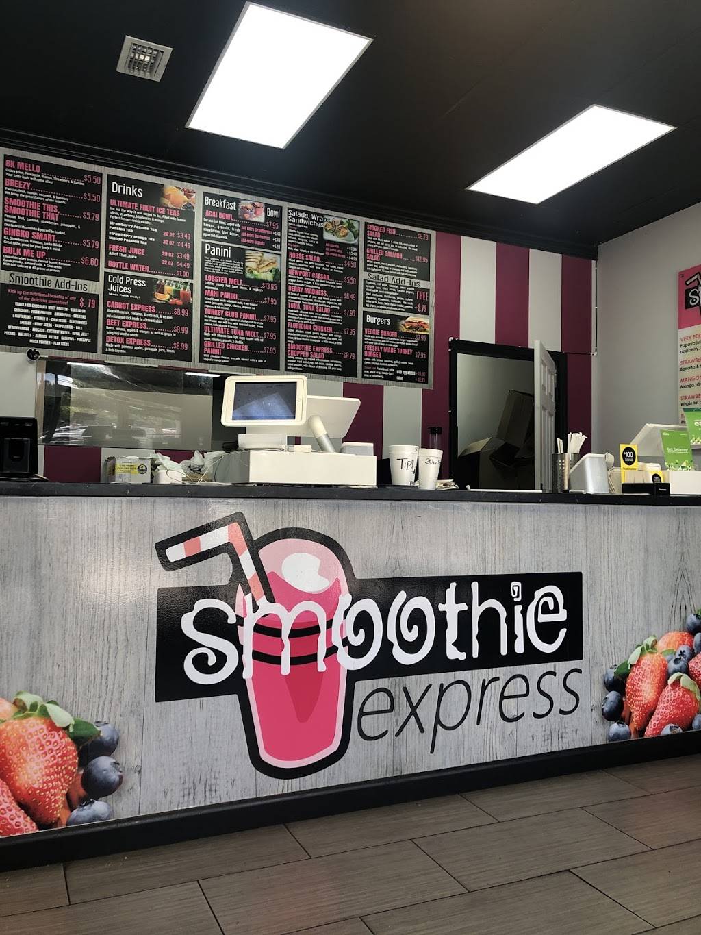 Smoothie Express | restaurant | 8343 Pines Blvd, Pembroke Pines, FL 33024, USA | 9542511671 OR +1 954-251-1671