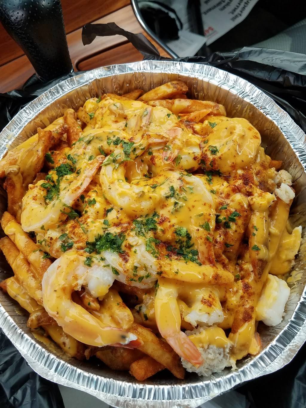 Metro City Wing House | restaurant | 4404 St Barnabas Rd, Temple Hills, MD 20748, USA | 3014230088 OR +1 301-423-0088