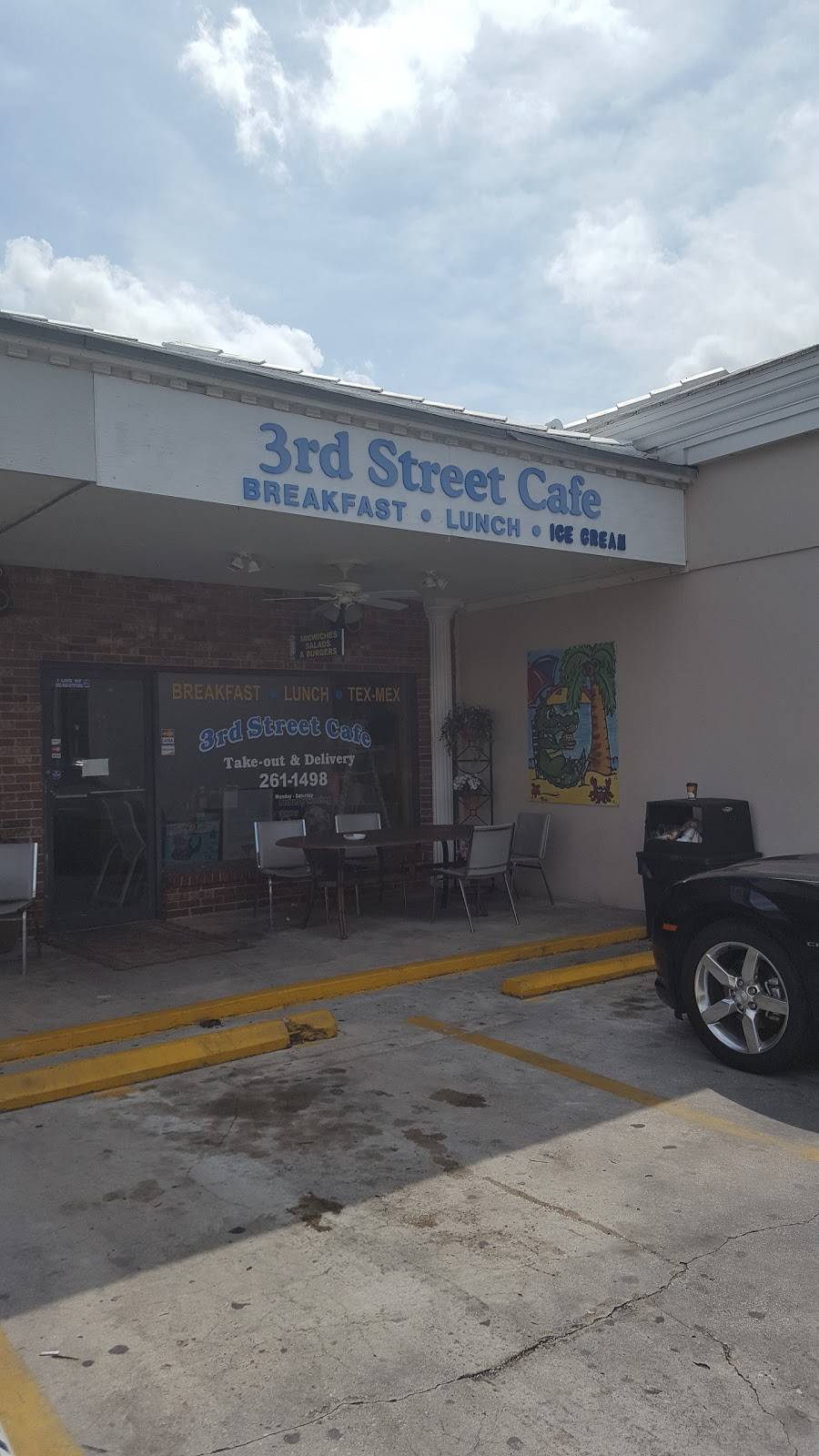 3rd Street Cafe | meal takeaway | 1361 3rd St S, Naples, FL 34102, USA | 2392611498 OR +1 239-261-1498